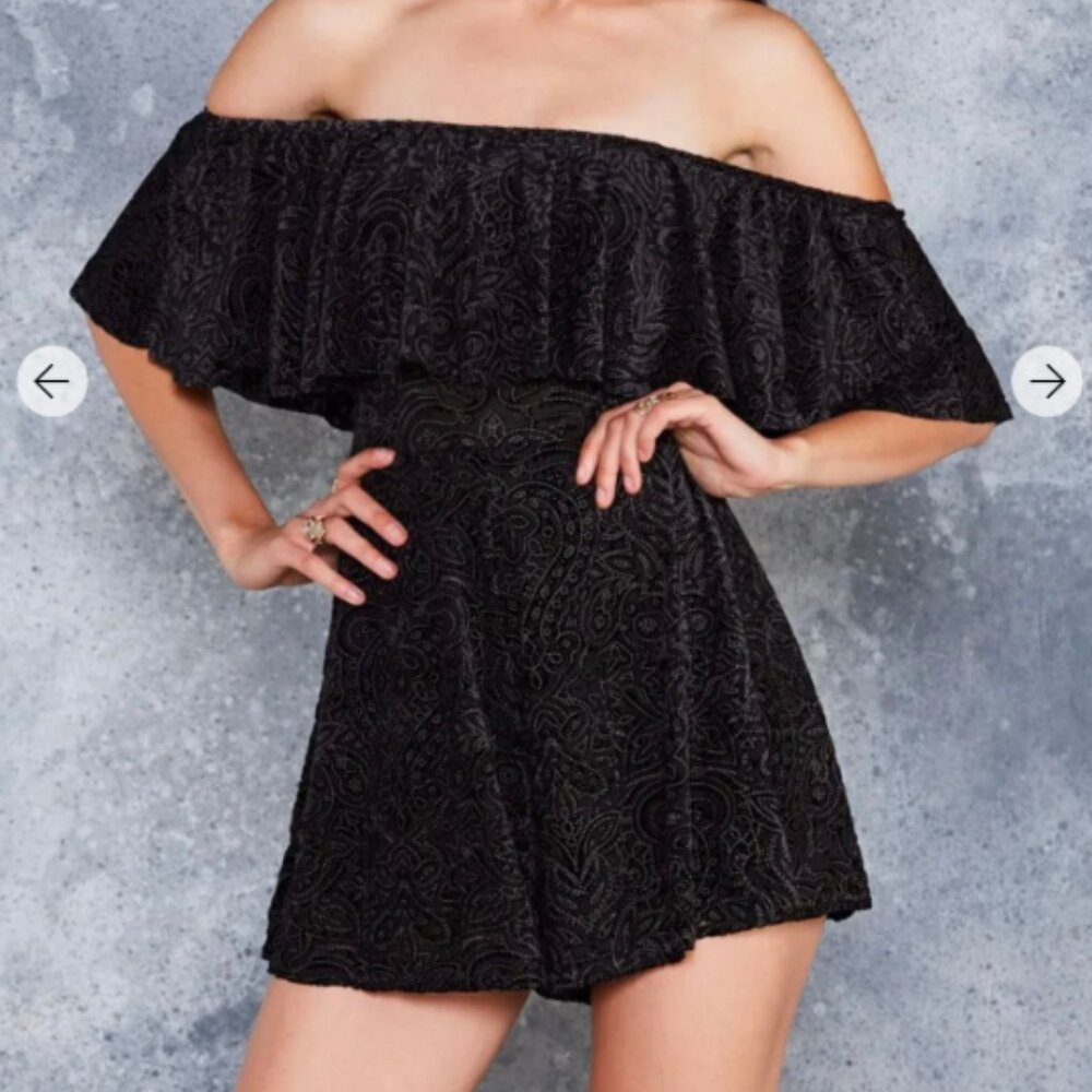 Black Milk Burned Velvet Ornate Off The Shoulder Playsuit size Medium